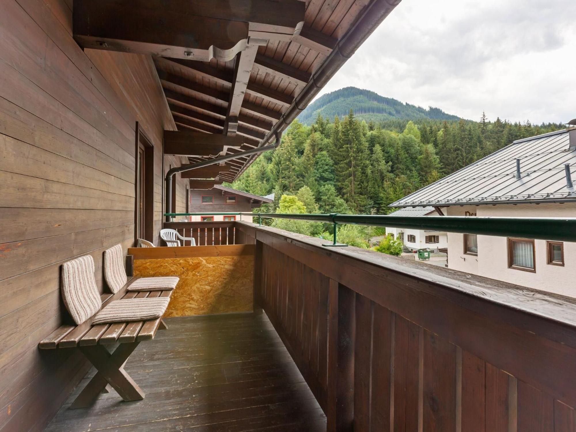 Apartment In Saalbach Hinterglemm Near Ski Area Bagian luar foto