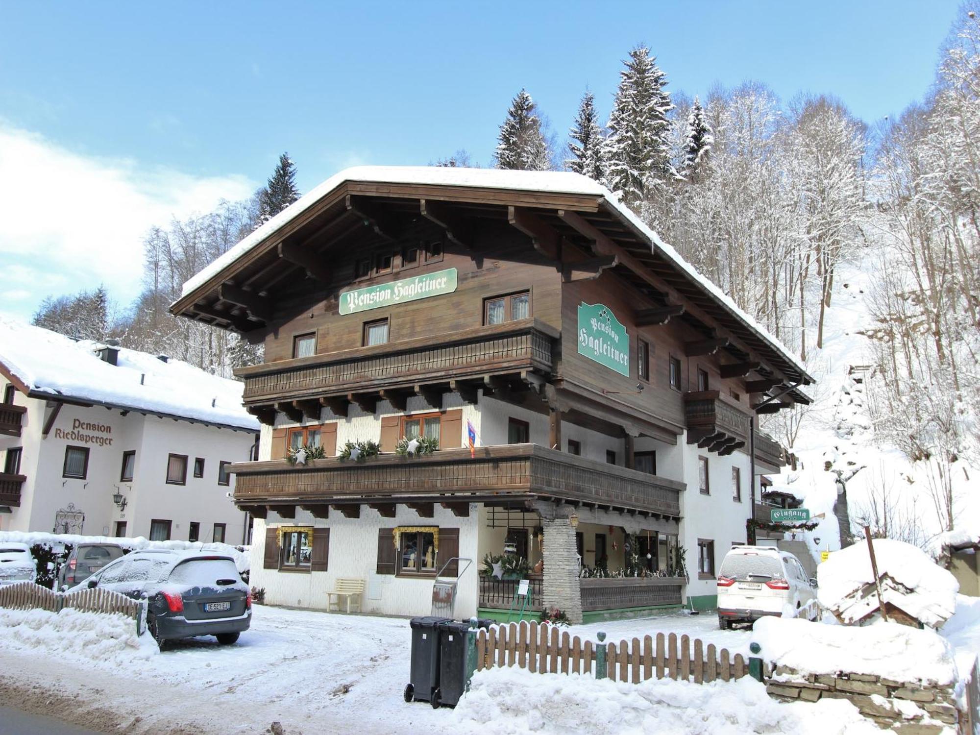 Apartment In Saalbach Hinterglemm Near Ski Area Bagian luar foto