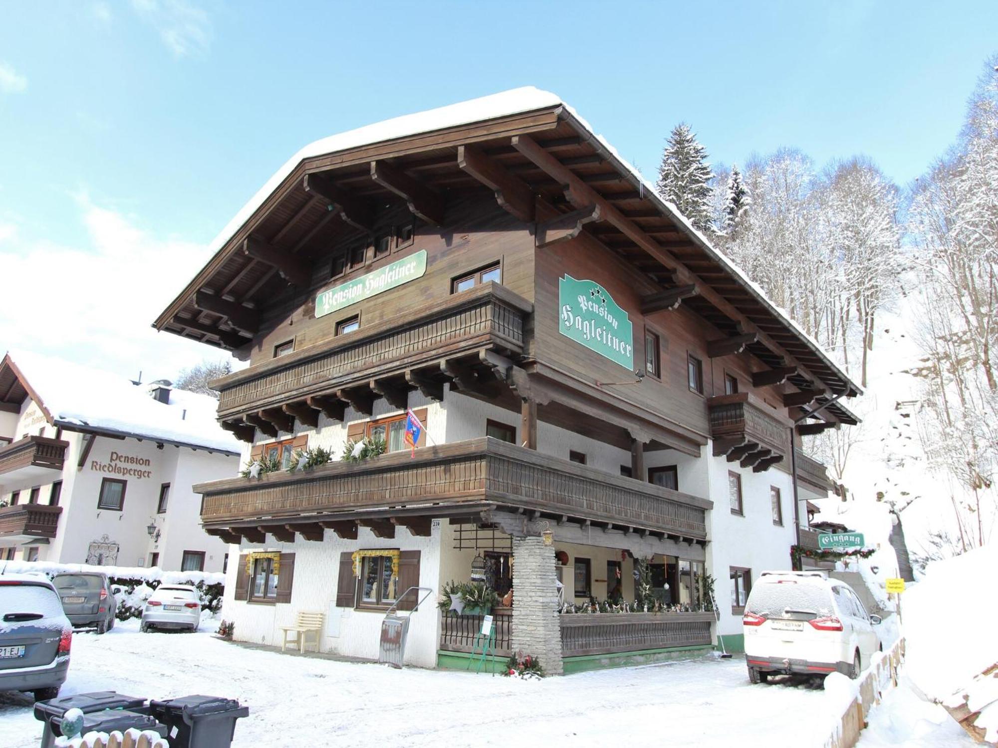 Apartment In Saalbach Hinterglemm Near Ski Area Bagian luar foto